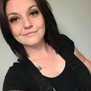 Meet your Posher, Angie